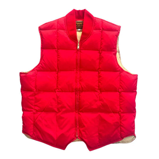 Chesapeake's Seattle Down Vest Rosso
