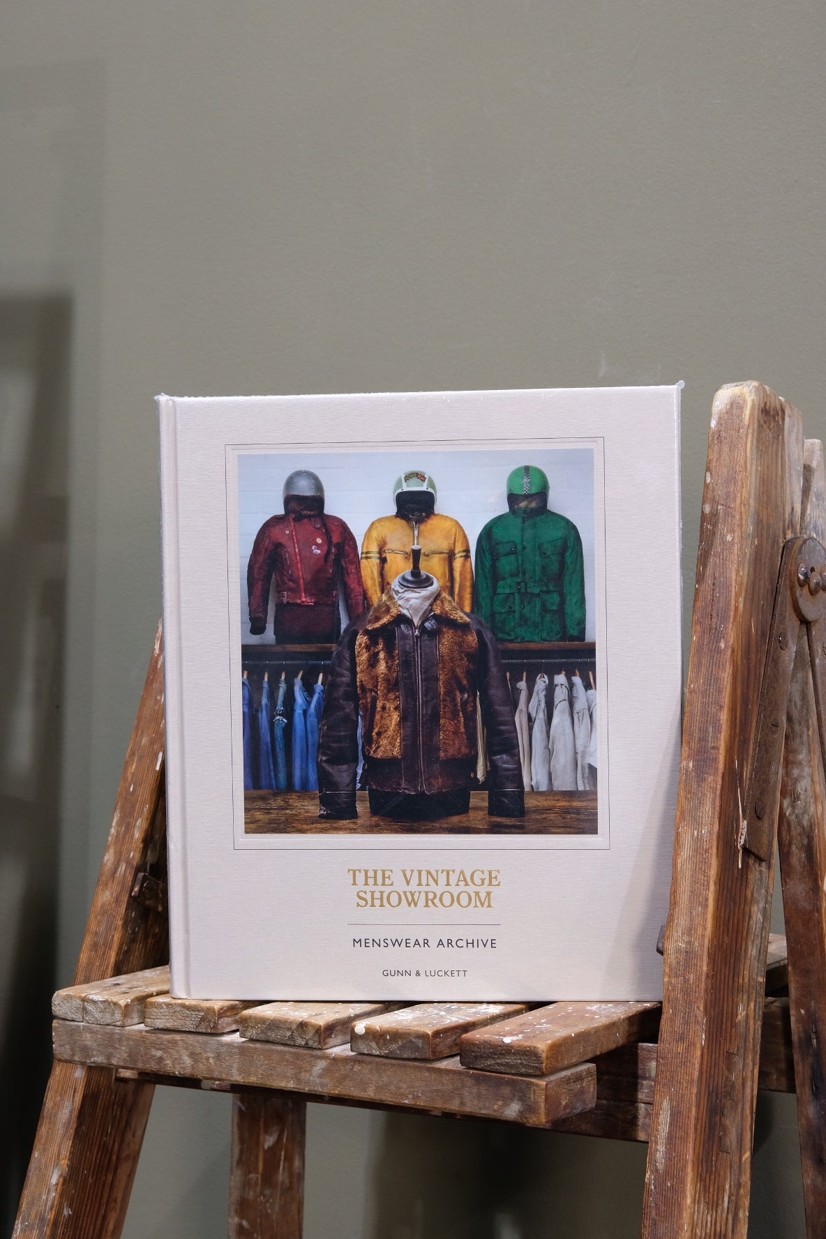 Ippocampo Libro The Vintage Showroom - Menswear Archive