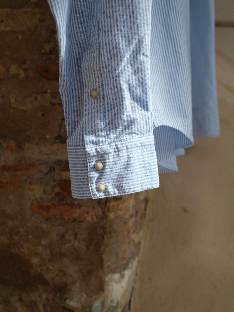 Chesapeake's Western Oxford Shirt Flagstaff Striped Sky