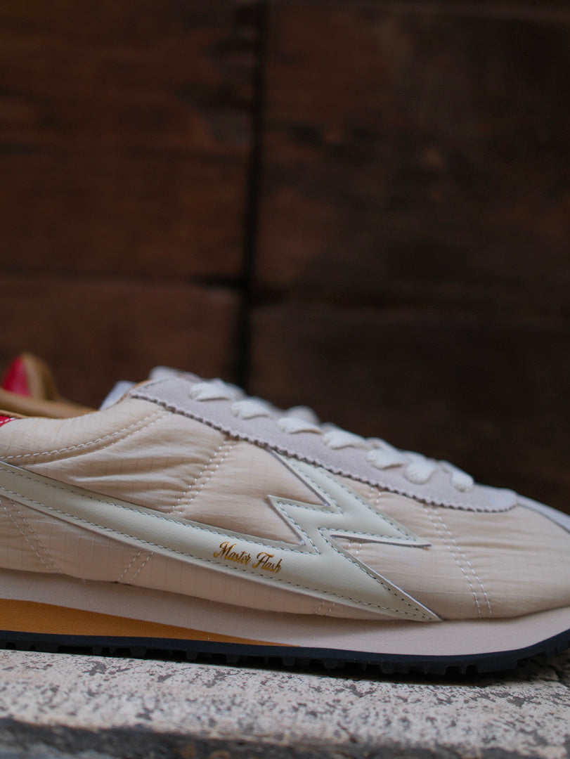 Moa Concept Flash 213 Nylon Off White/Dark Red