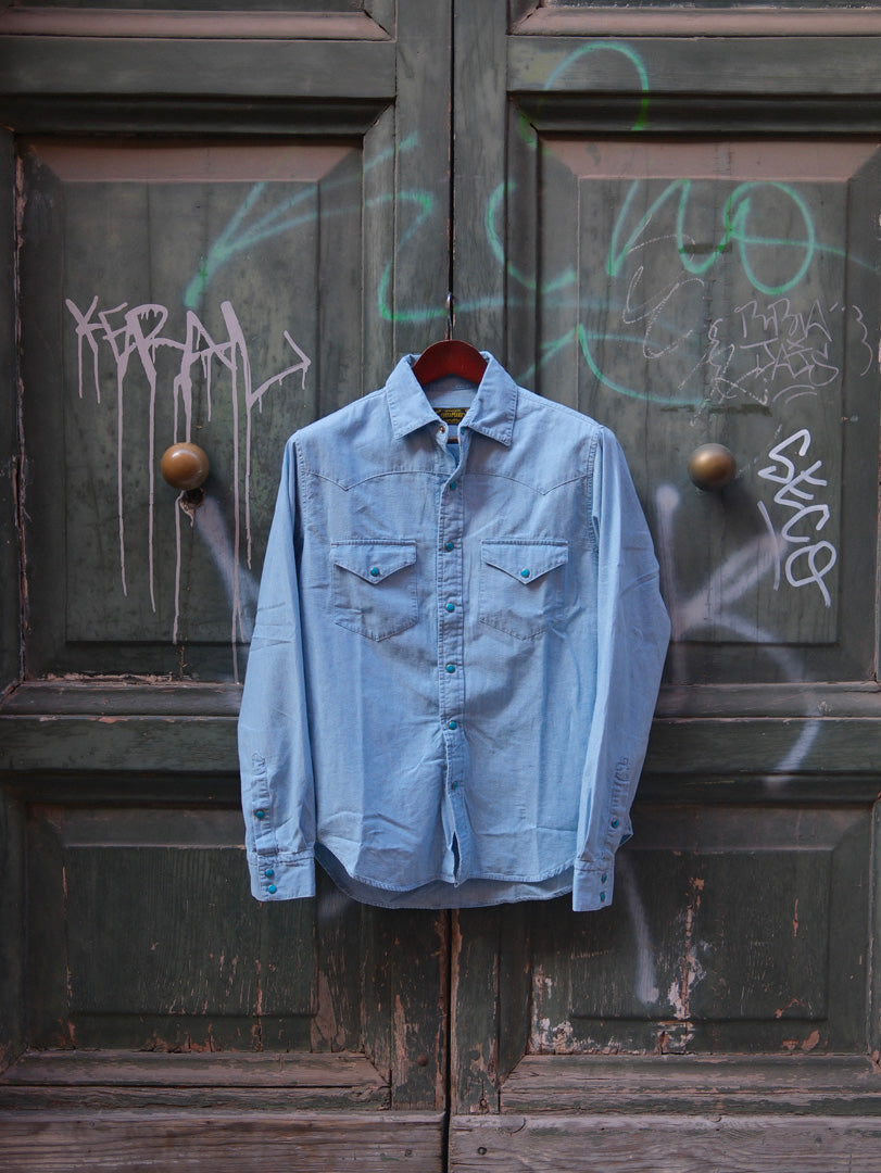 Chesapeake's Western Light Chambray Shirt Flagstaff