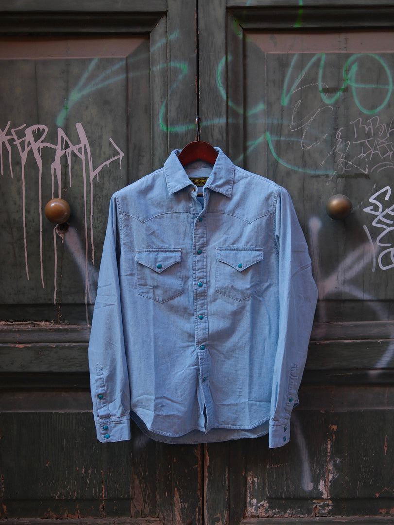 Chesapeake's Western Light Chambray Shirt Flagstaff