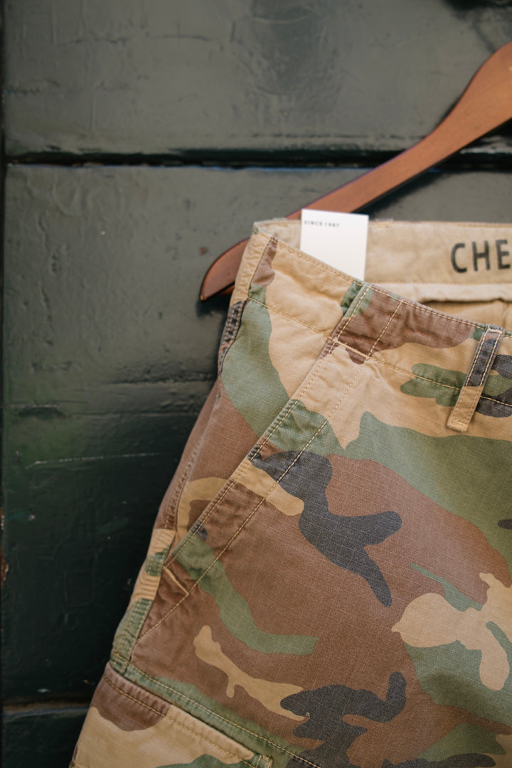 Chesapeake's Cargo Short Barras Camo