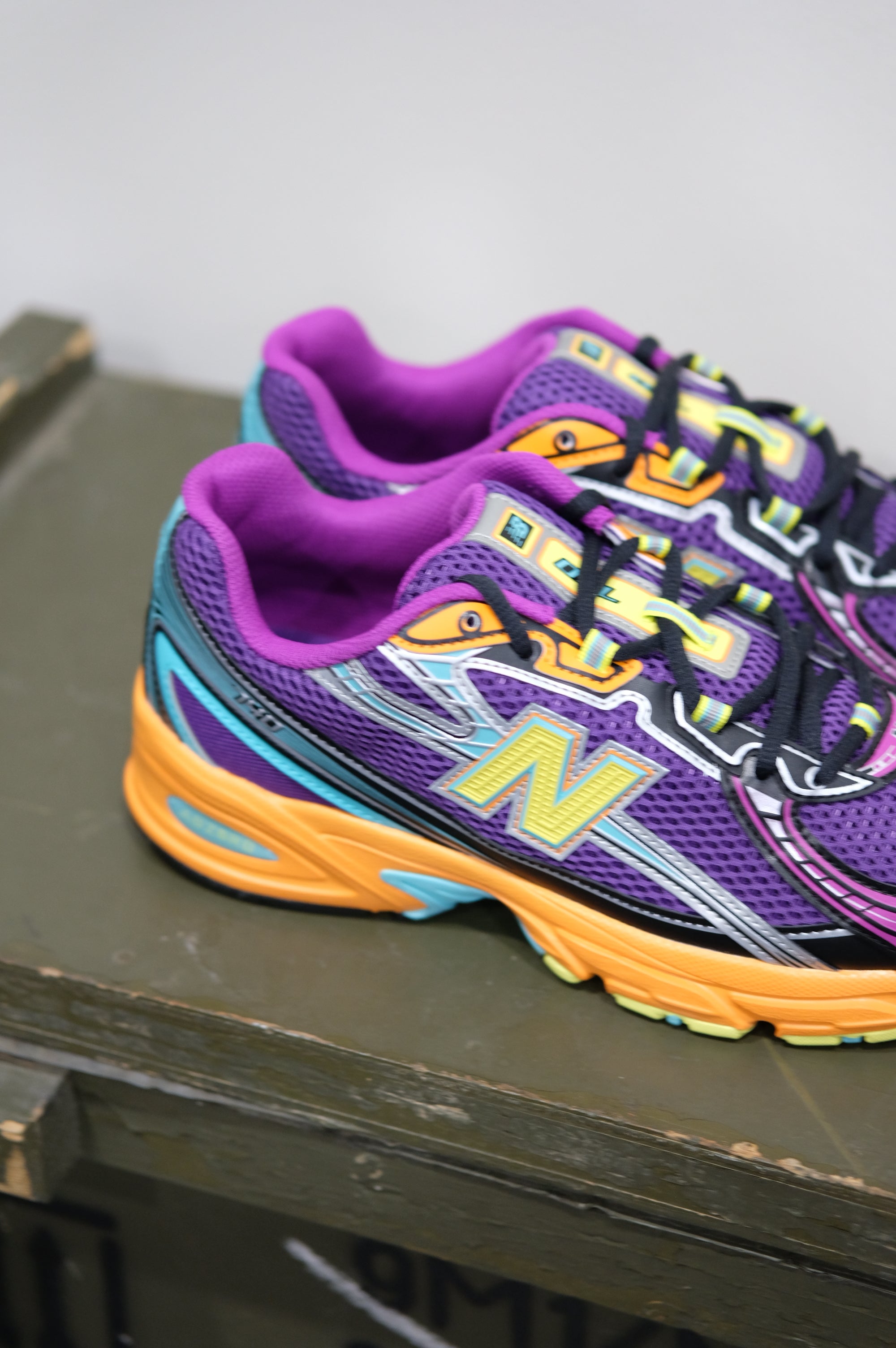 New Balance 740 - U740MC2