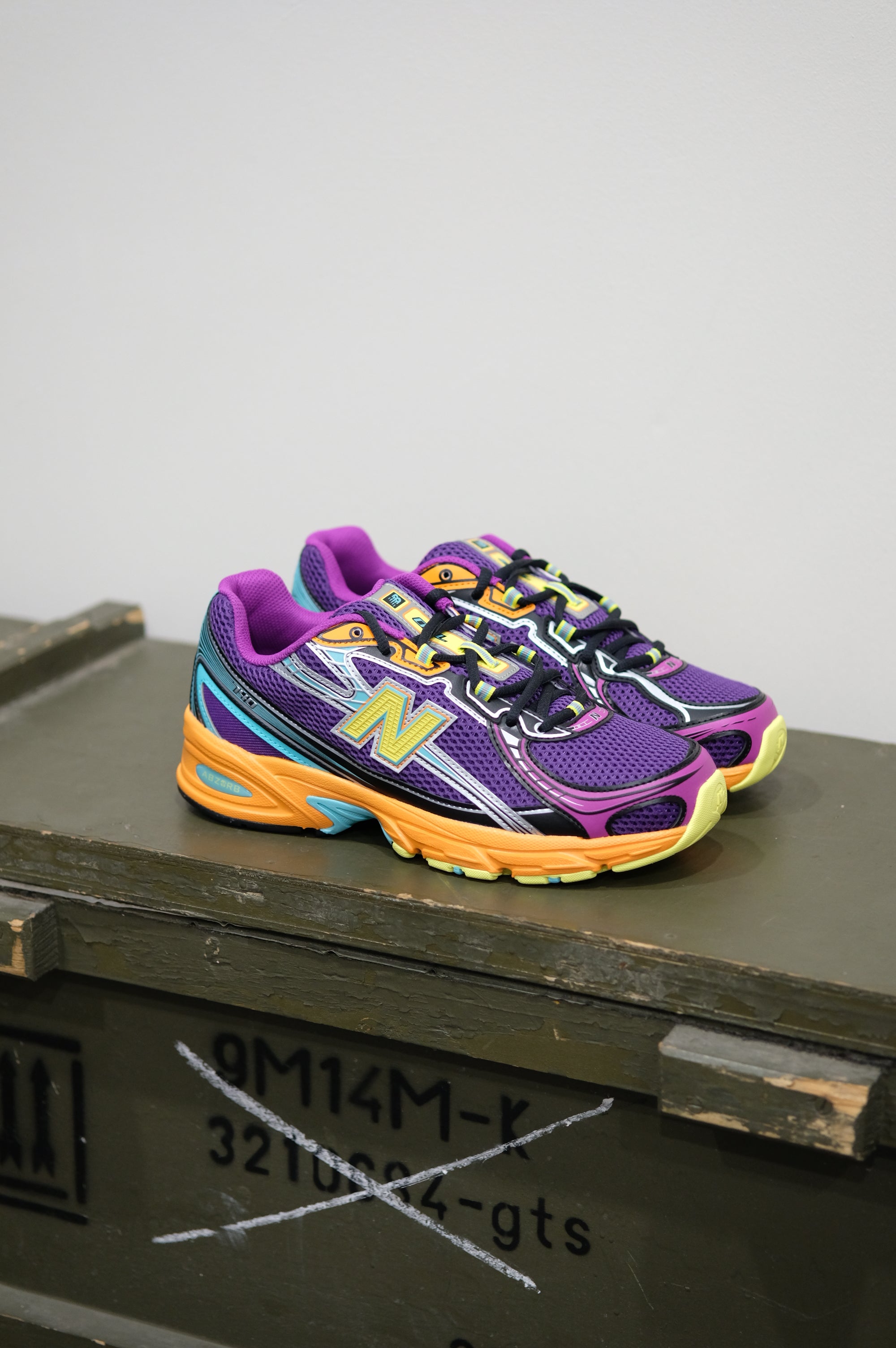 New Balance 740 - U740MC2