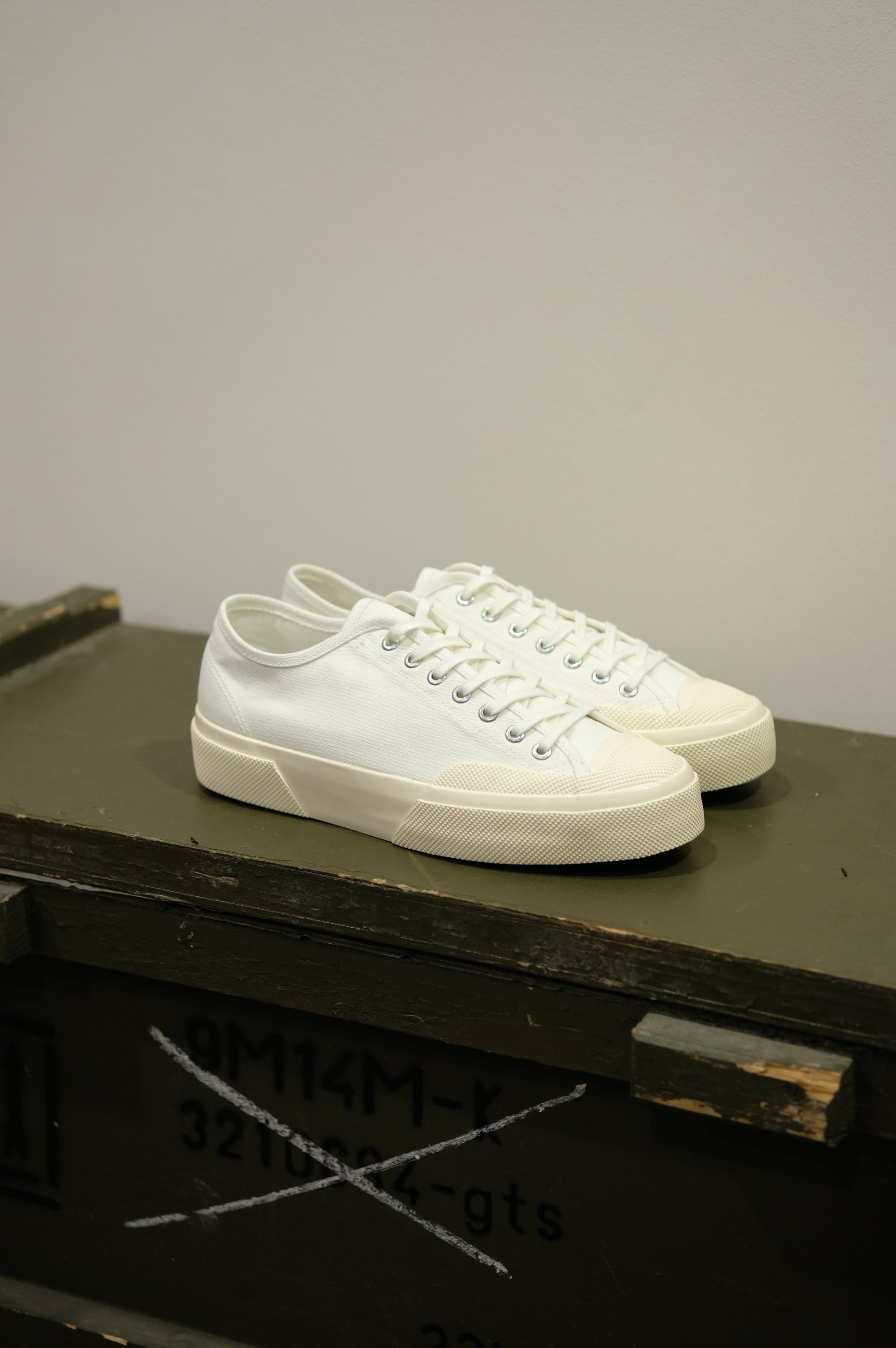 Superga 2432 Works Low Cut Brokentwill White-Off White