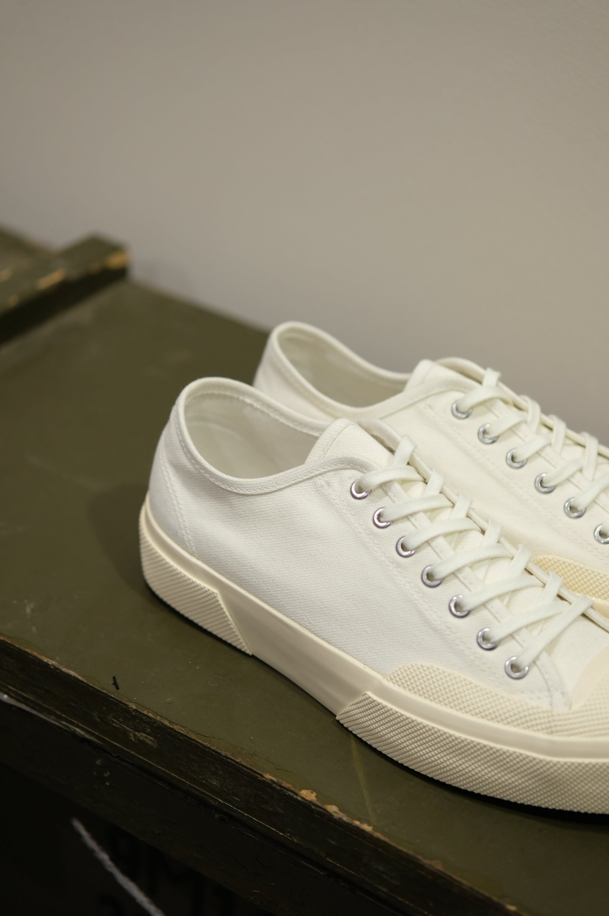 Superga 2432 Works Low Cut Brokentwill White-Off White