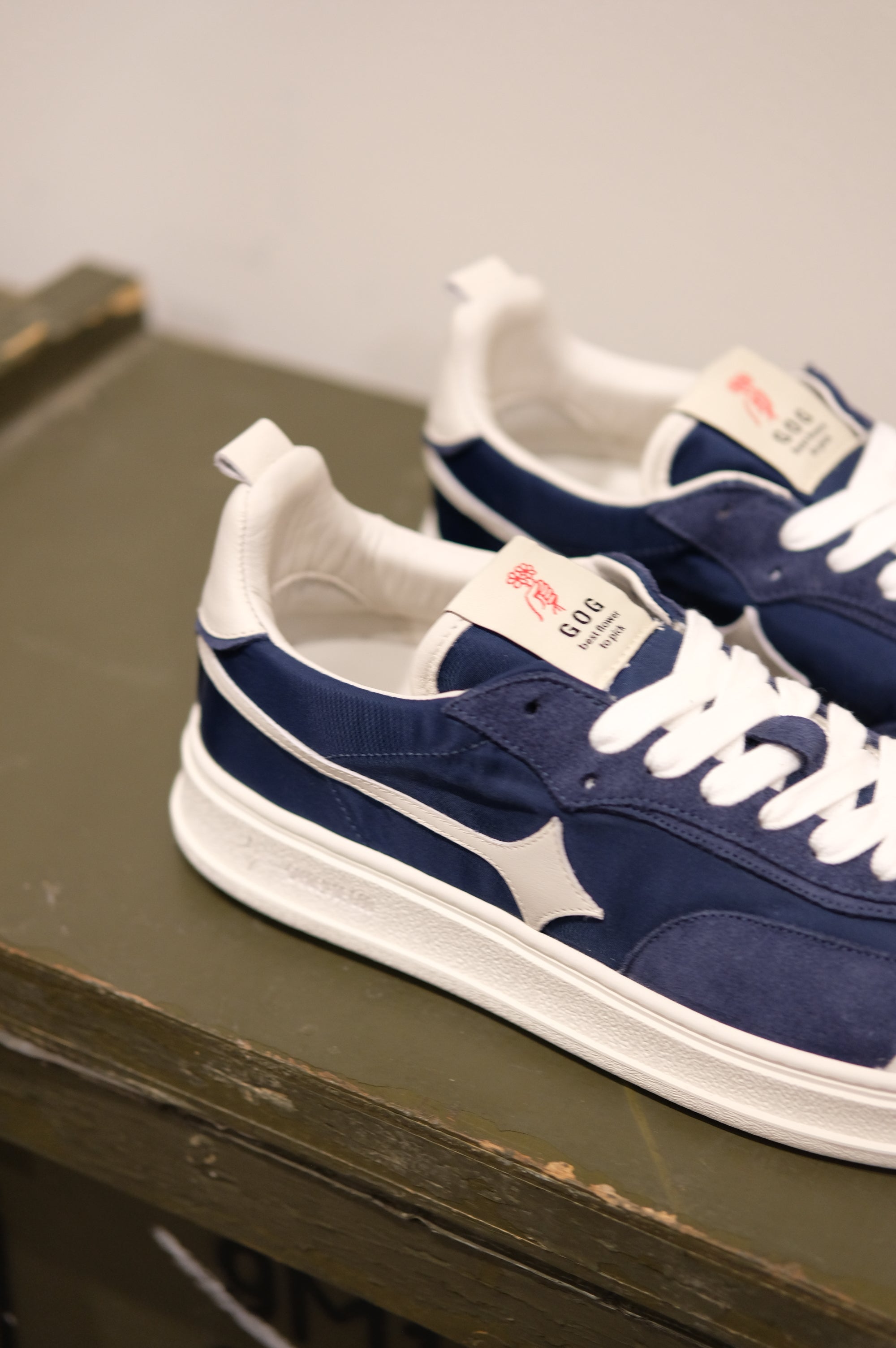 Garden of God Apple Nylon Oceano