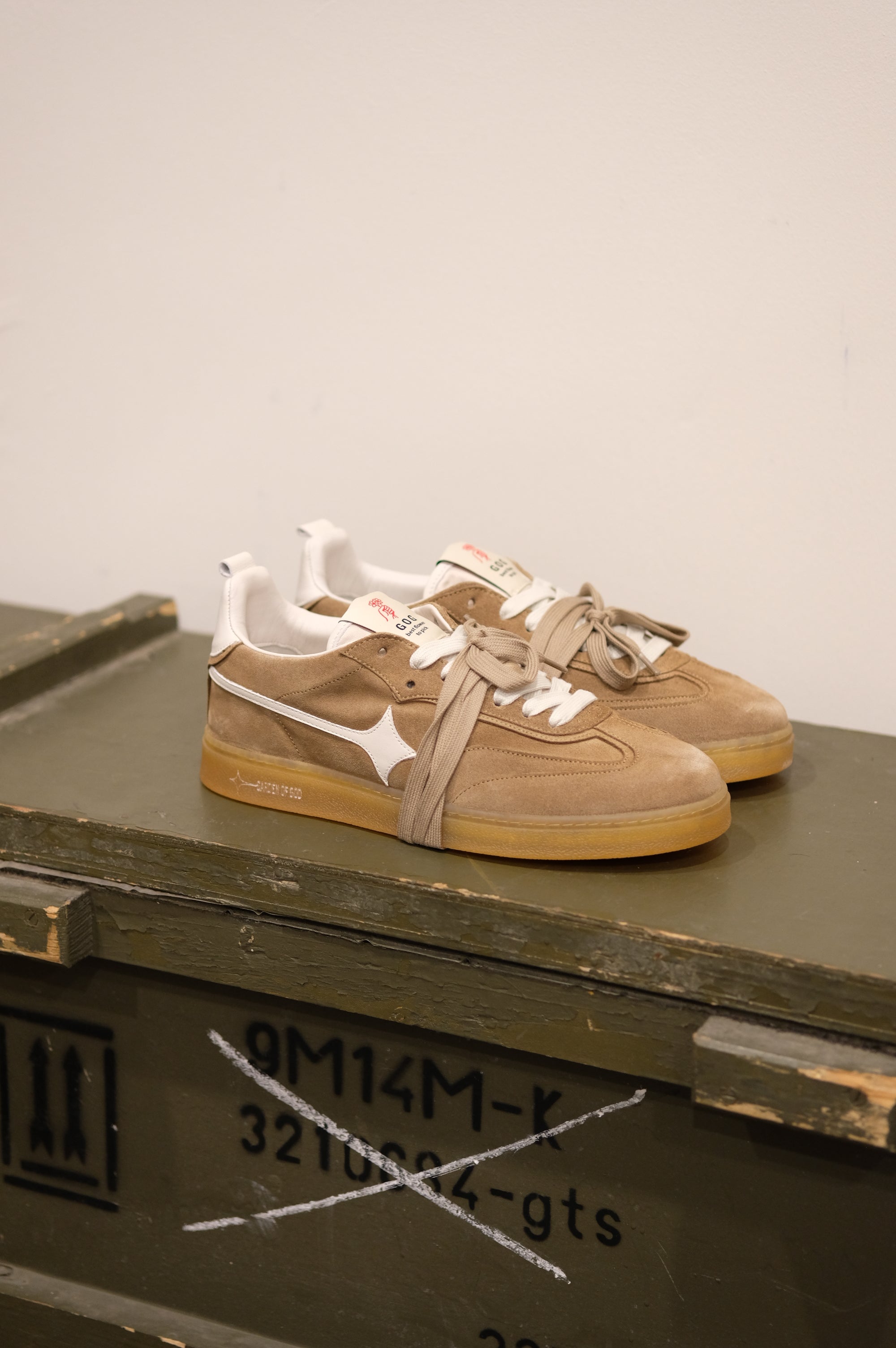 Garden of God Earth Suede Dark Beige