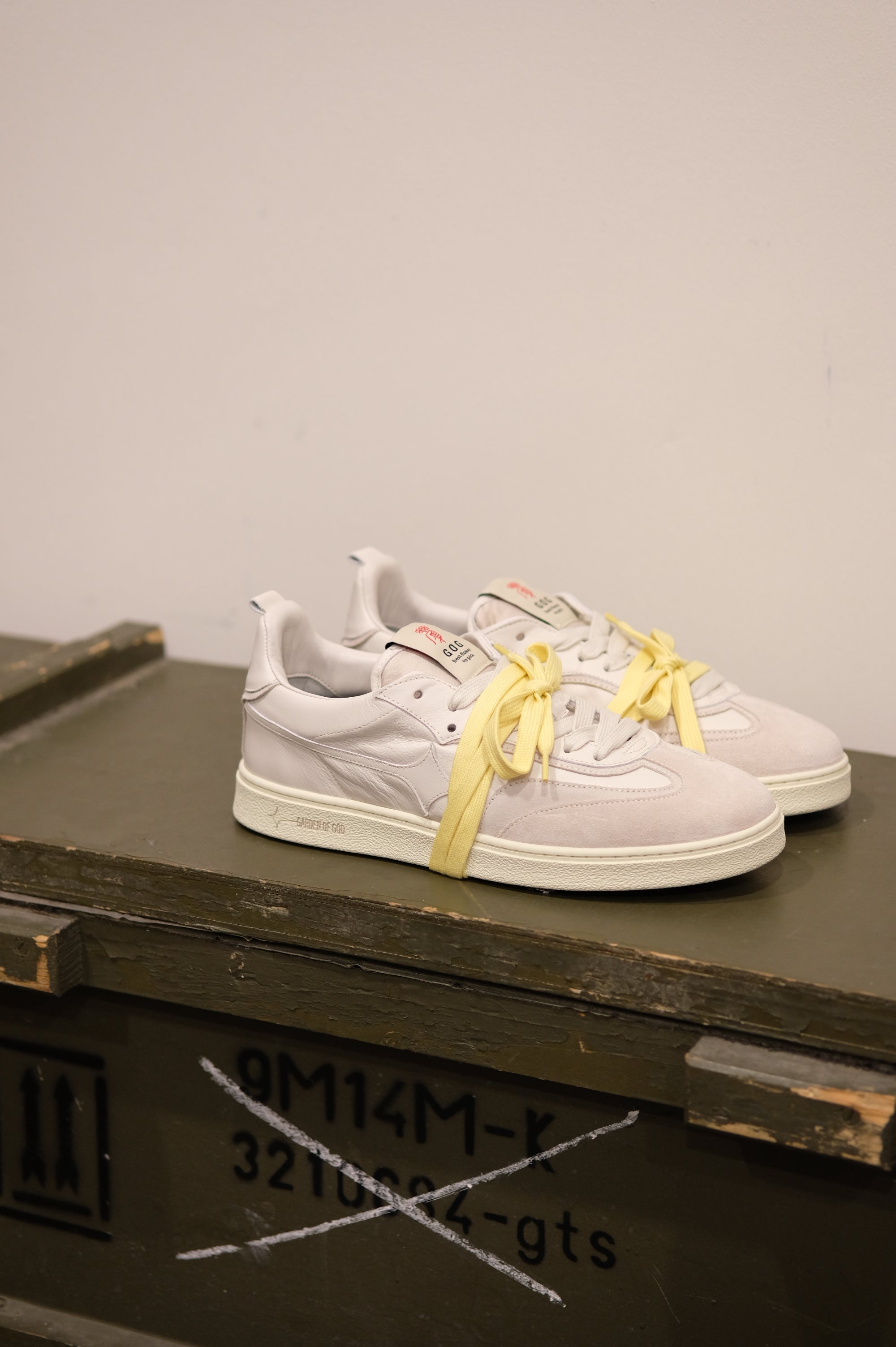 Garden of God Earth Lea Off White