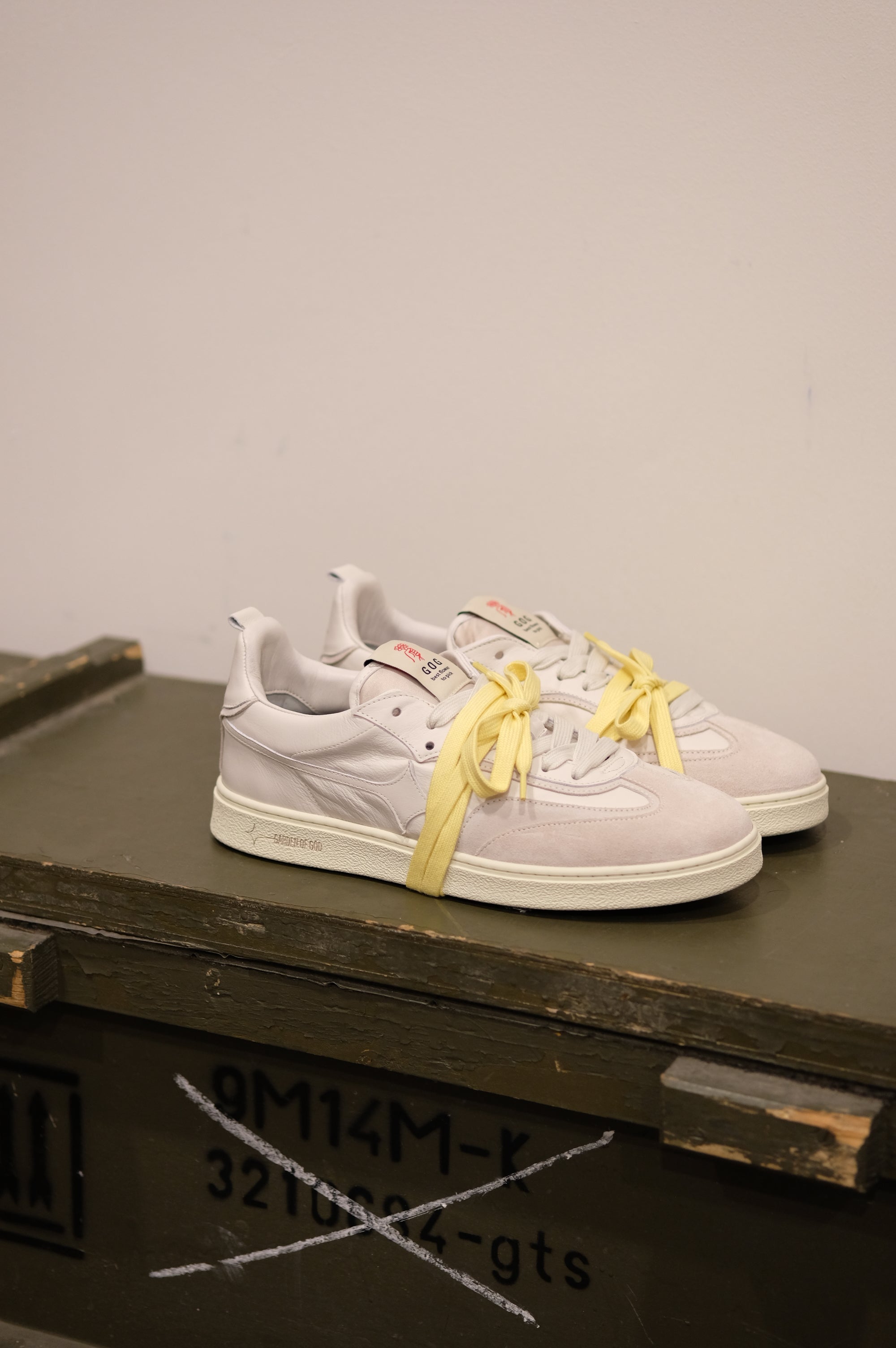 Garden of God Earth Lea Off White