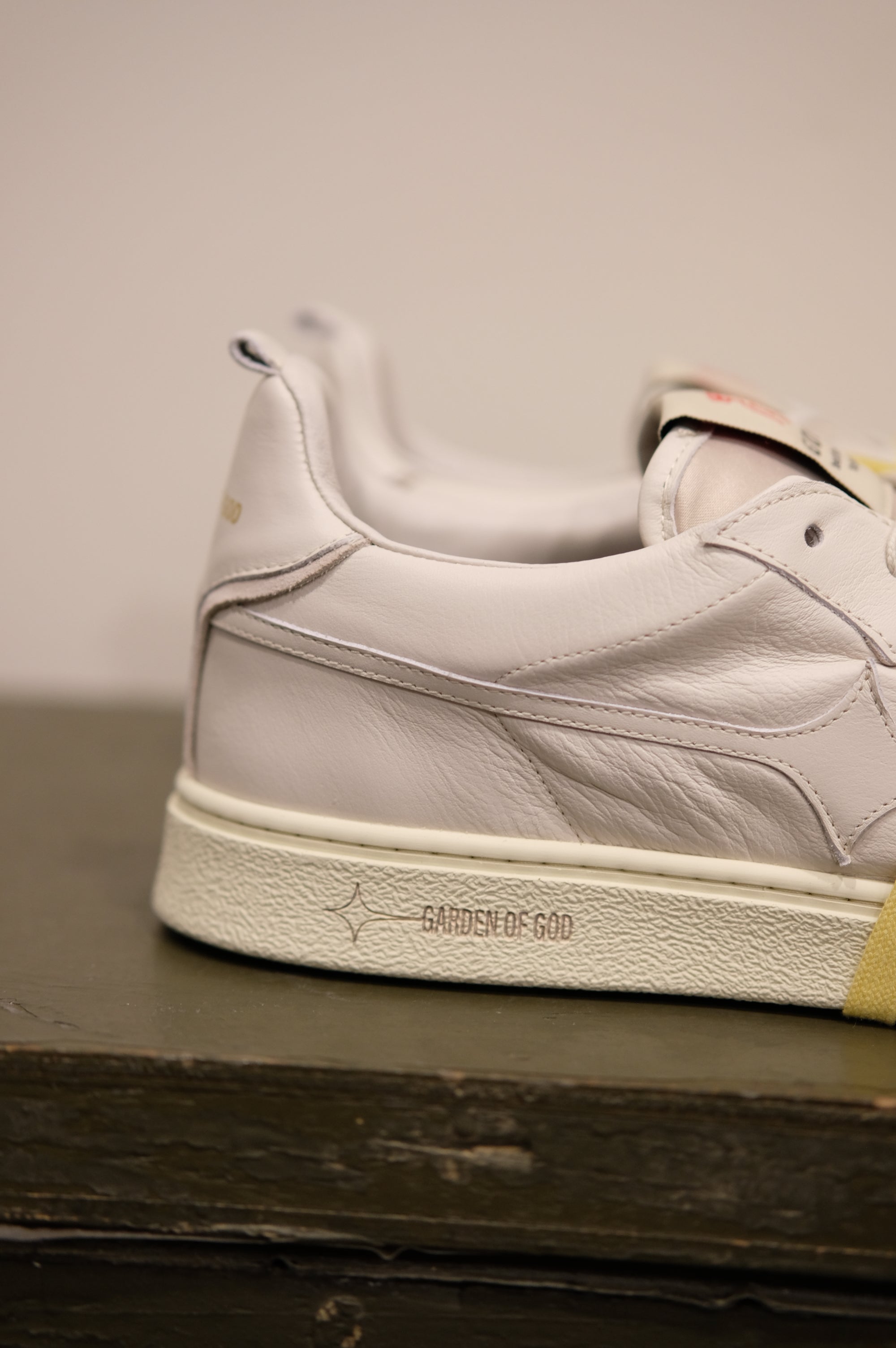 Garden of God Earth Lea Off White