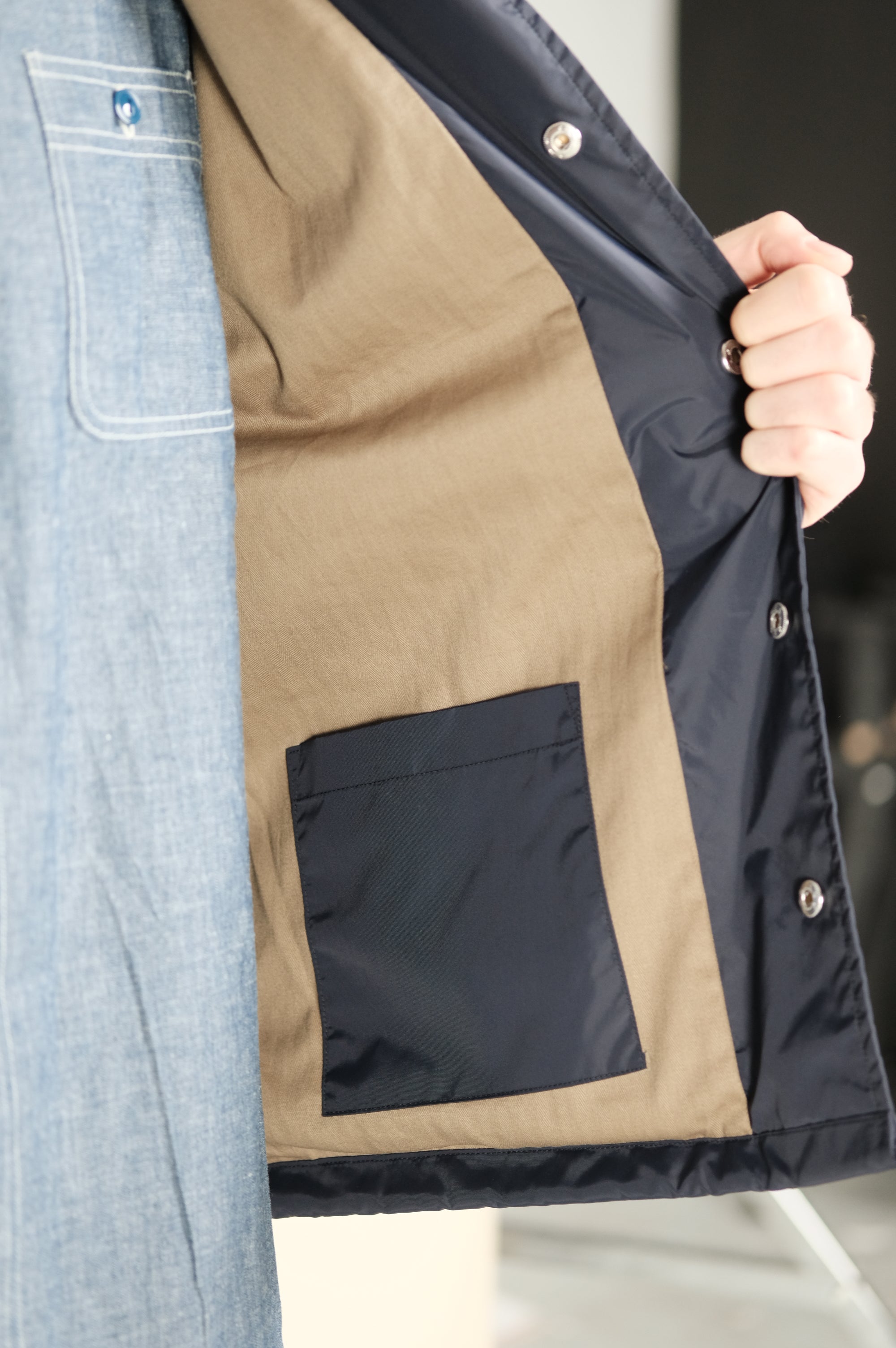 Fortela Nylon Coach Jacket LEO05 Indaco