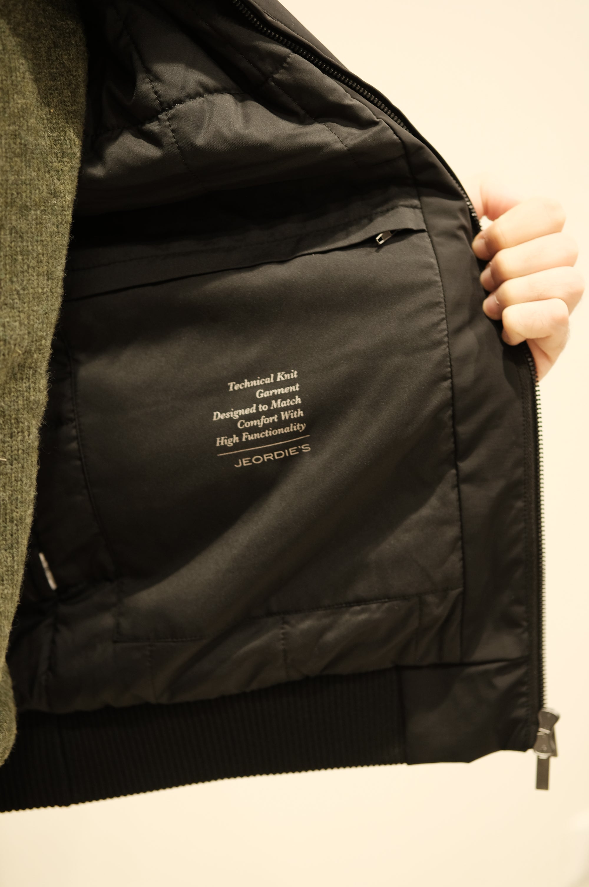 Jeordie's Gilet Nylon/Maglia Nero