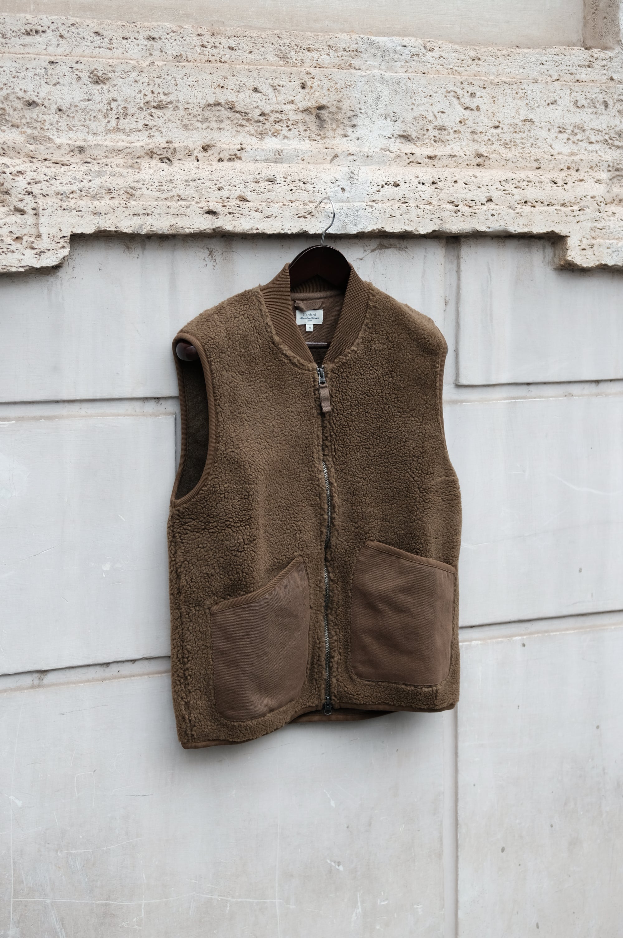 Hartford Sherpa Vest Camel