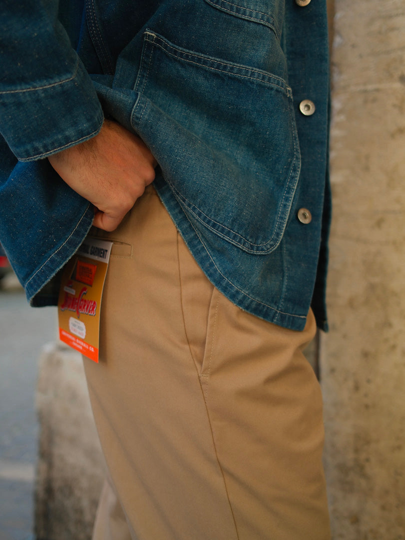 Universal Overall Tuck Tapered Bio Wash Pants Beige