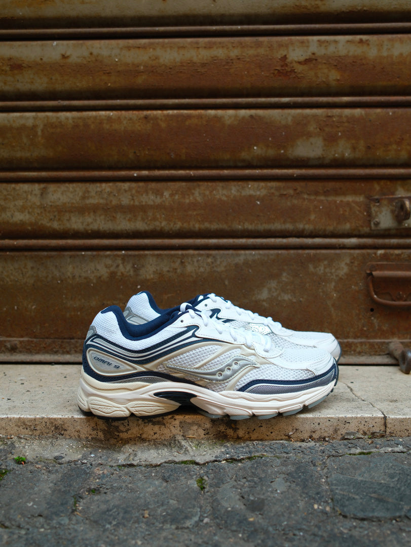 Saucony Progrid Omni 9 White/Navy