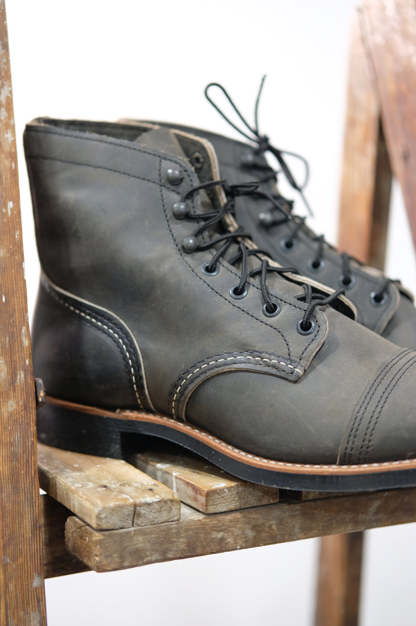 Red Wing Iron Ranger 8086 Charcoal