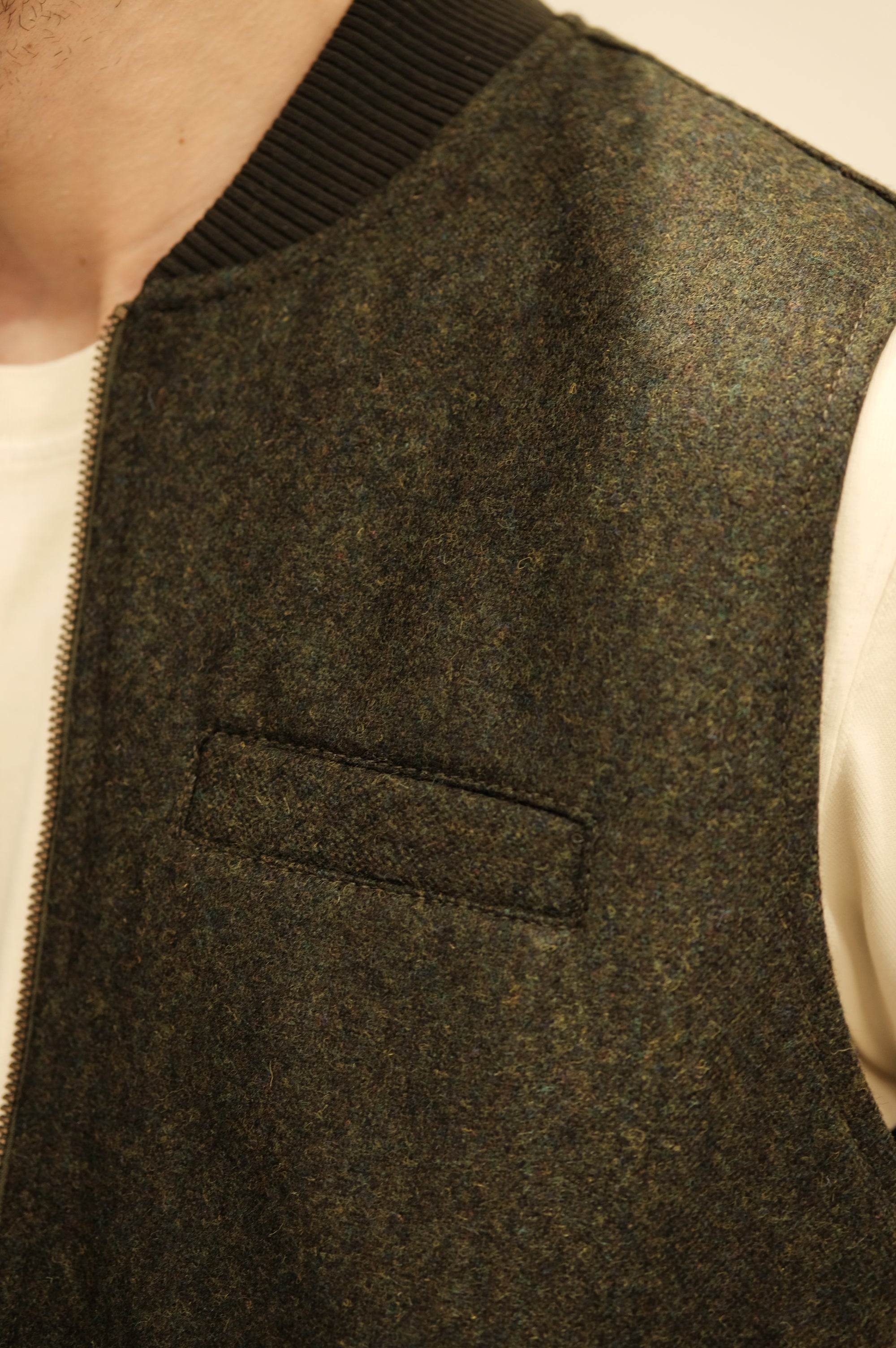 Blker Donegal Vest Reversible Owl Green