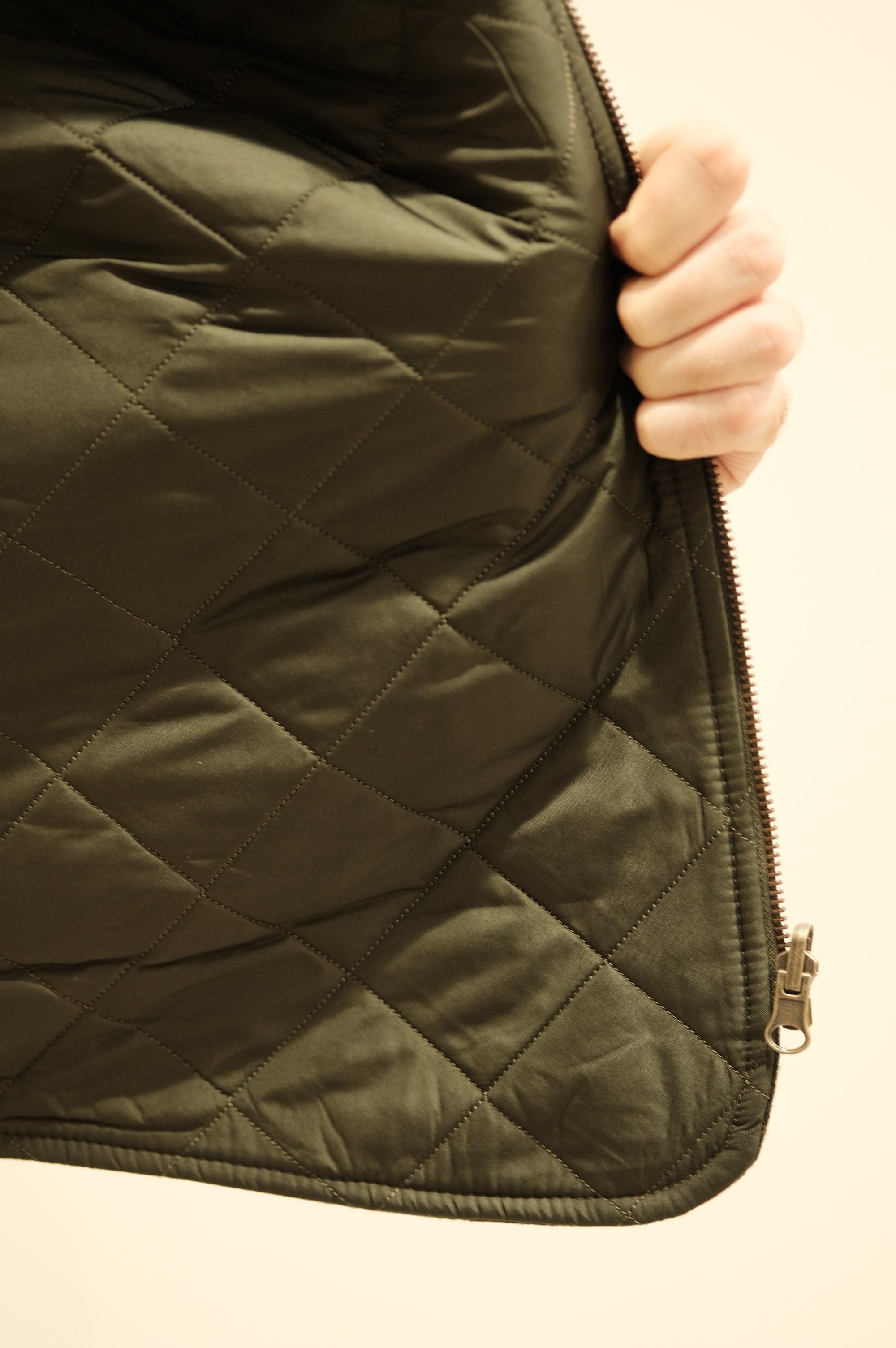 Blker Donegal Vest Reversible Owl Green