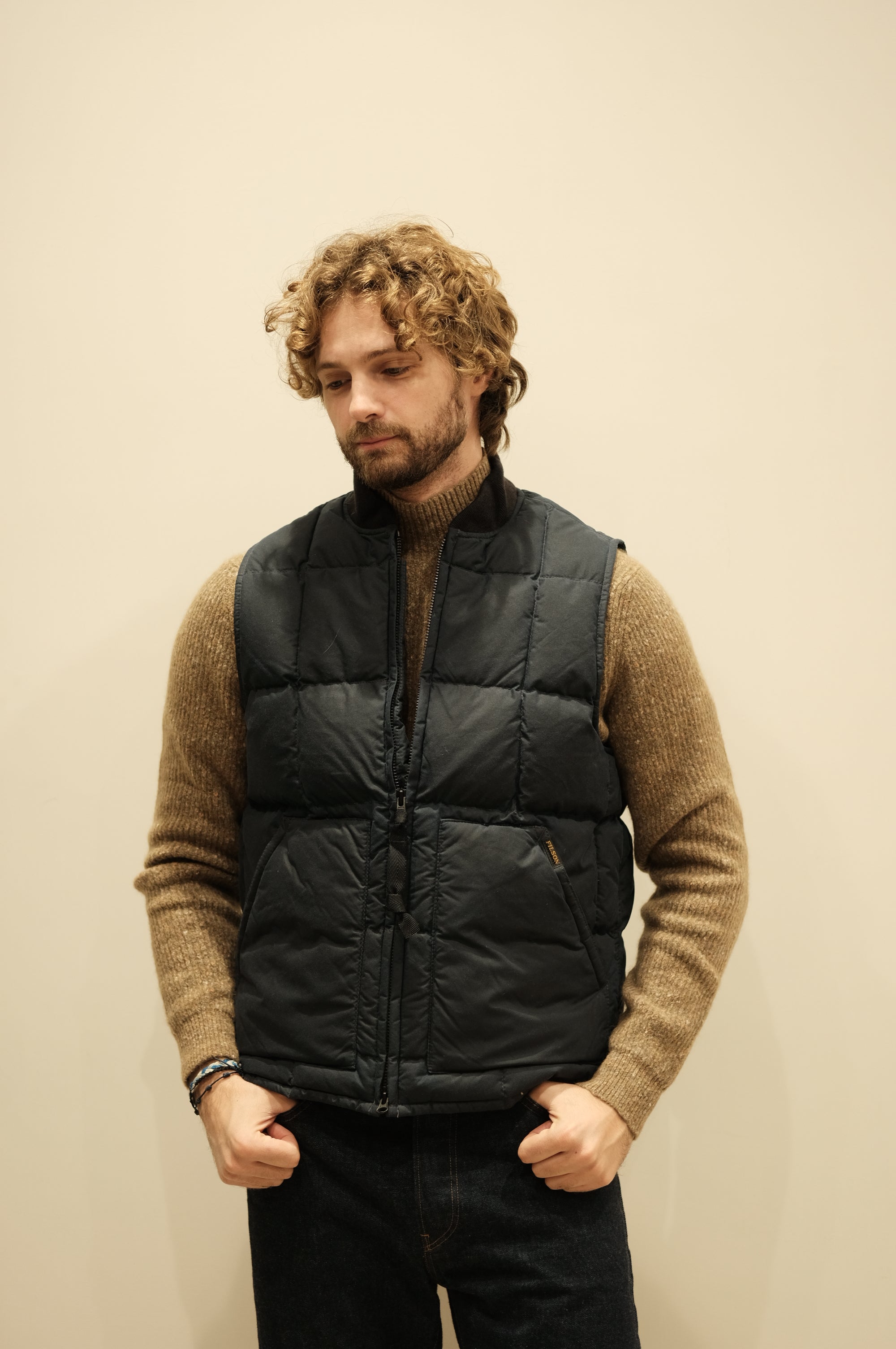 Filson Waxed Down Vest Night Sky