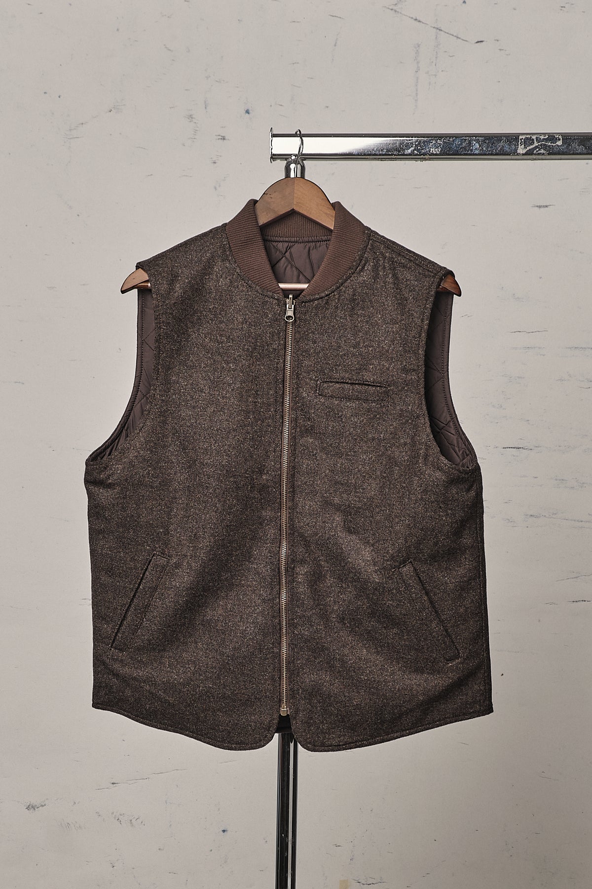 Blker Donegal Vest Reversible Owl Brown