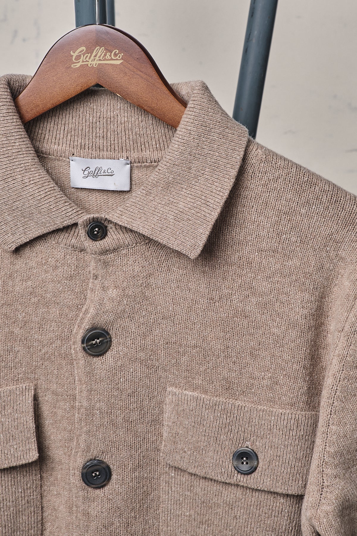 Gaffi & Co. Giacca Bottoni con Taschini Beige
