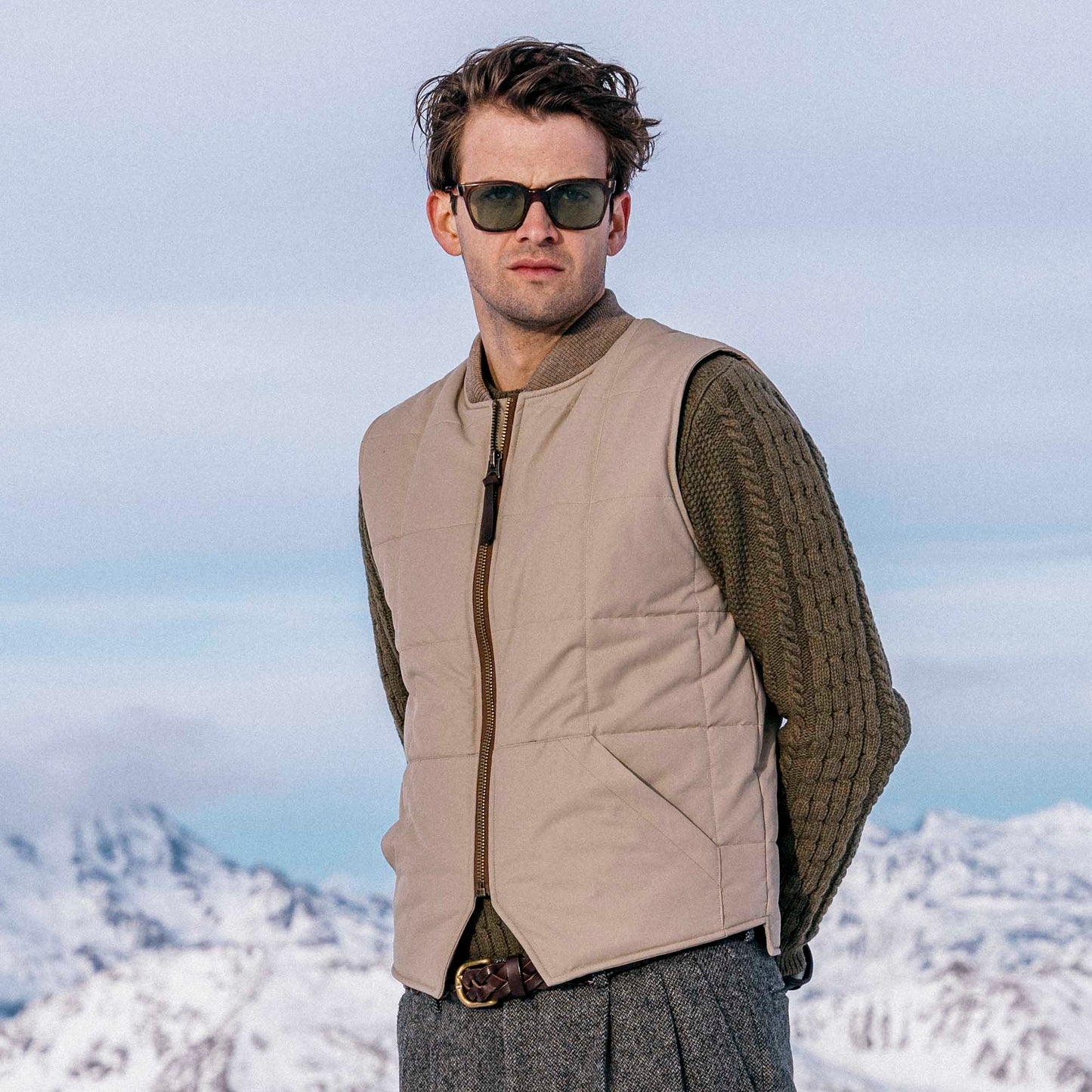 Shangri-La Heritage Alaska Beige Skyliner Vest